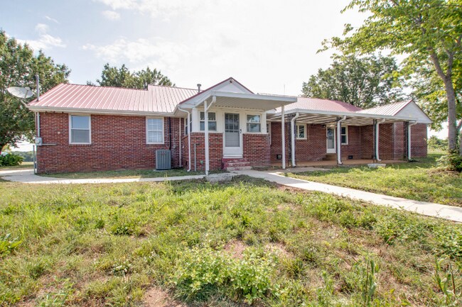 Building Photo - 8830 Manchester Pike