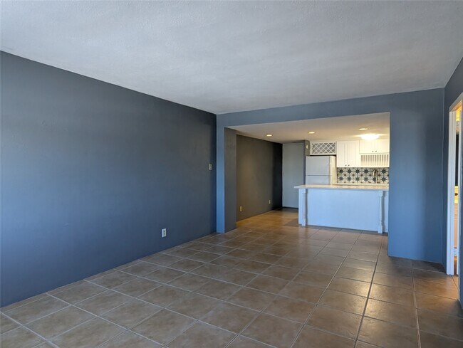 Building Photo - 7520 Hornwood Dr