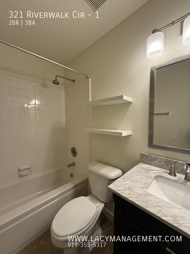 Building Photo - 321 Riverwalk Cir