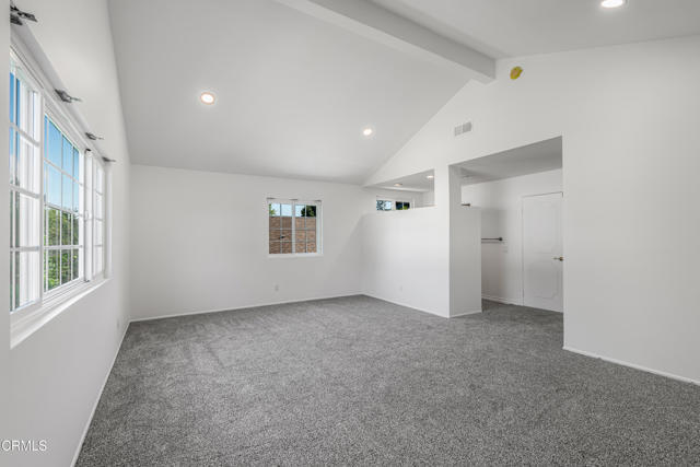 Building Photo - 327 Bethany St