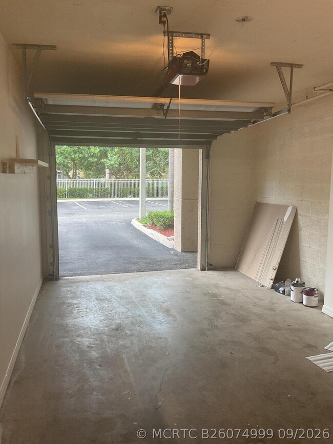 Building Photo - 6505 Emerald Dunes Dr