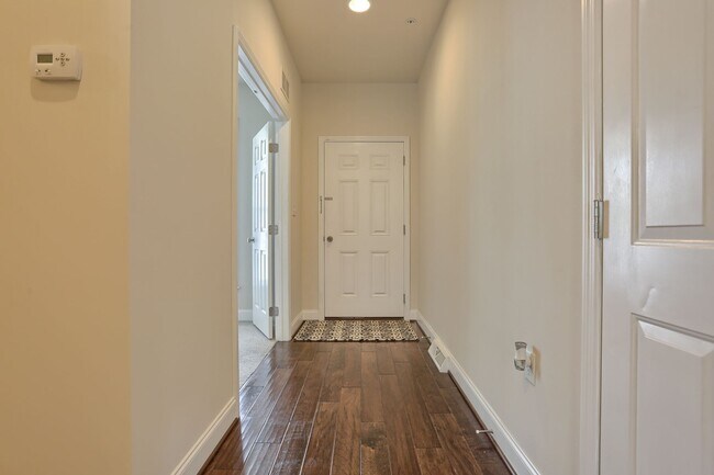 Building Photo - TOWNHOME AVAILABLE IN THE CHARTER HOMES - DEER RUN COMMONS