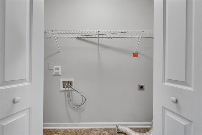 Building Photo - 1024 Haley Wds Ln