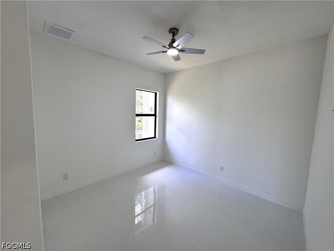 Building Photo - 4505 NW 34th St