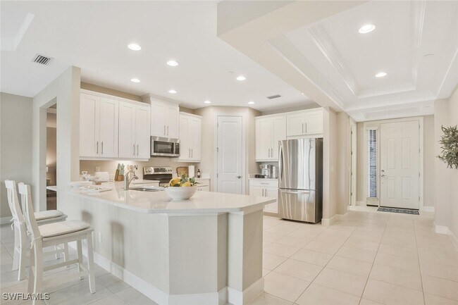 Building Photo - 9650 Montelanico Loop