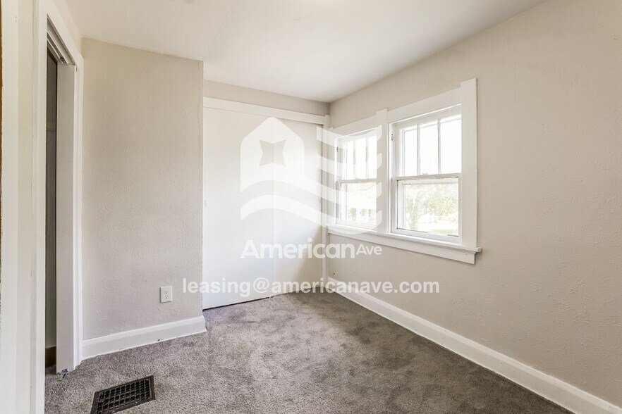Building Photo - 1113 Elysian Ave
