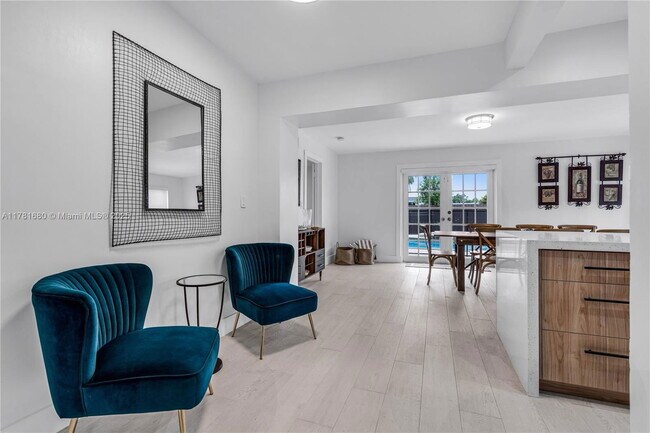 Building Photo - 11350 SW 51st St
