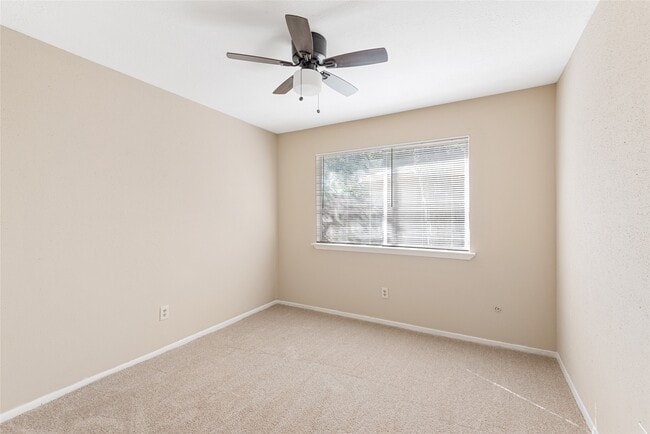 Building Photo - 8915 Beau Monde Dr