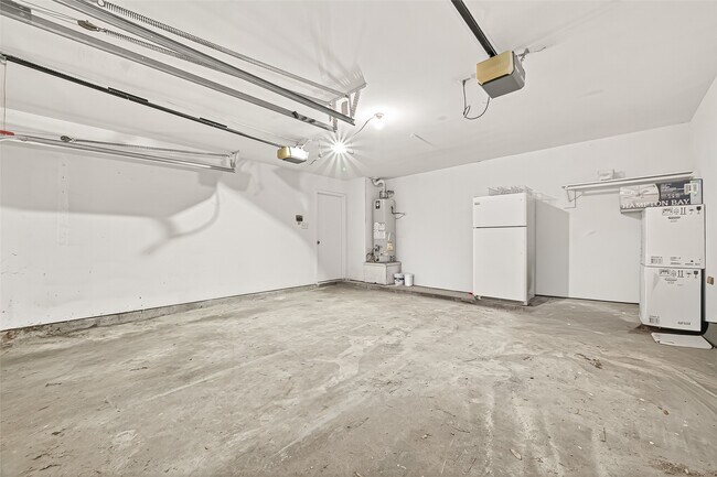 Building Photo - 17522 Coventry Squire Dr