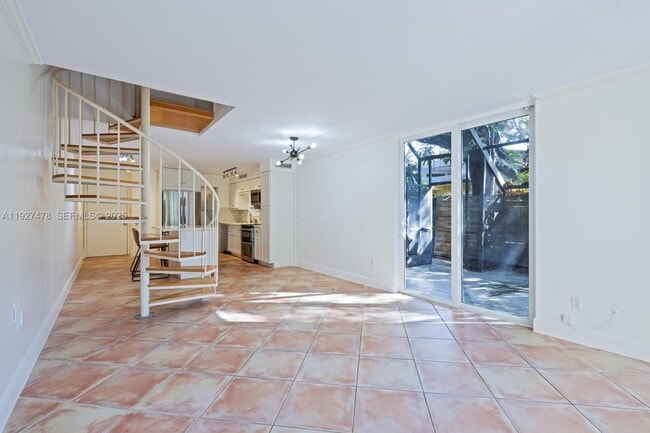 Building Photo - 3028 Center St