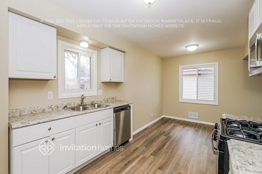 Building Photo - 6130 Scott Ave N