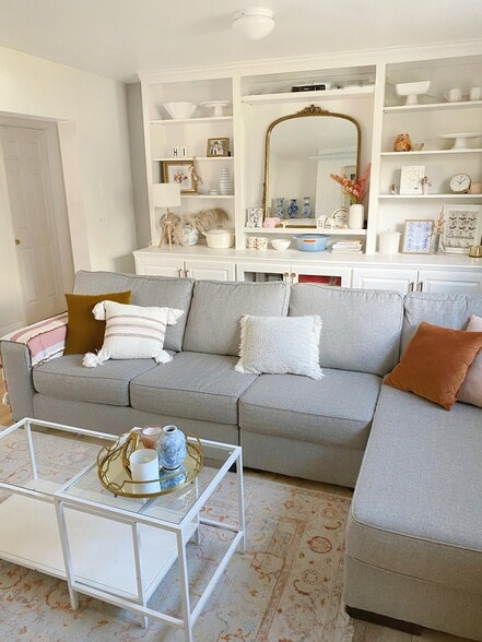 Building Photo - 820 Bourdeaux Dr