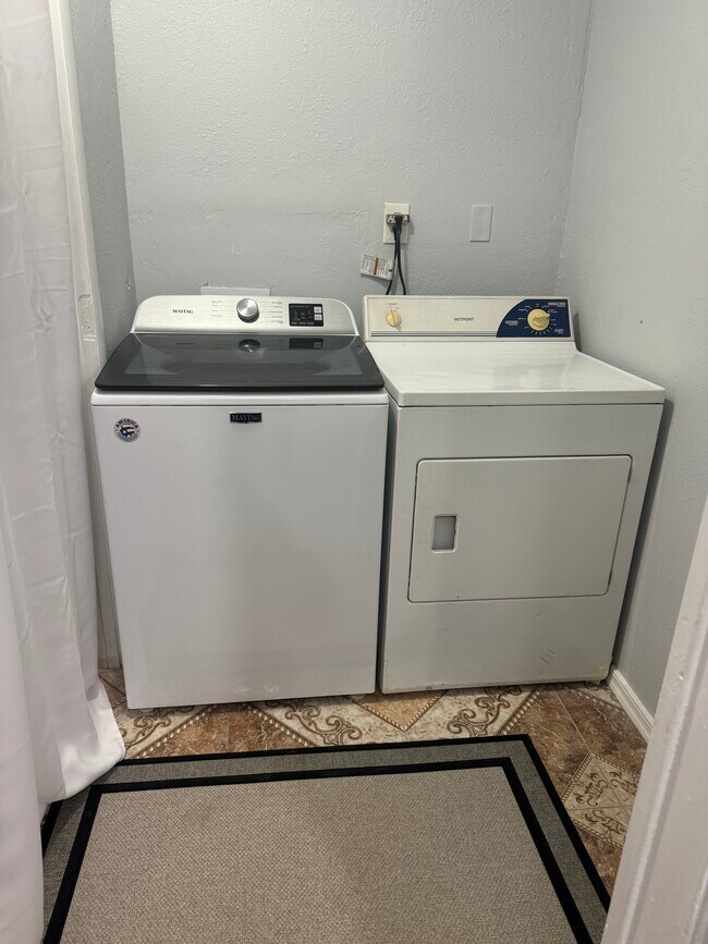 Building Photo - 3744 W Kariba Dr