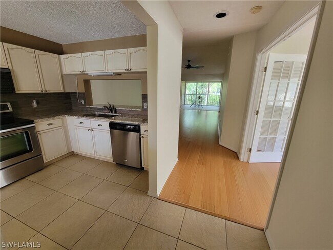 Building Photo - 7719 Jewel Ln