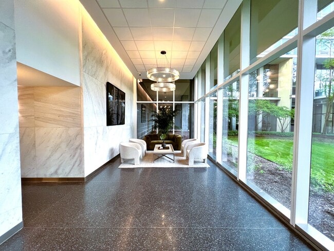 Building Photo - 9655 Woods Dr