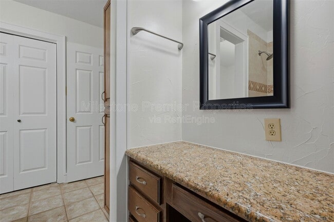 Building Photo - 3118 Normandy Dr