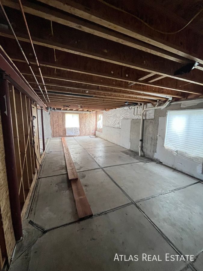 Building Photo - 15812 E 107th Ave