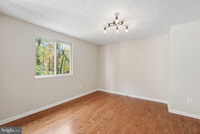 Building Photo - 1118 Casper Dr