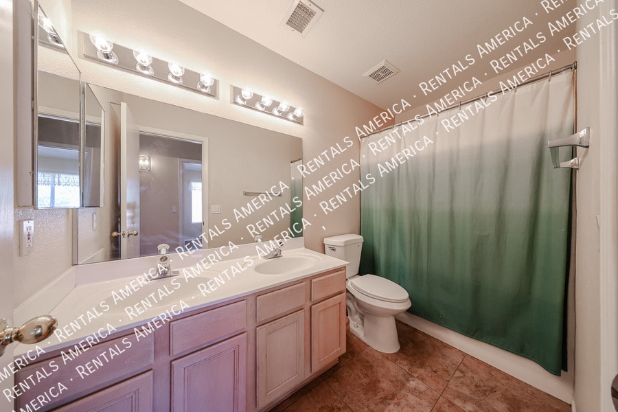 Building Photo - 21911 N 71st Ln