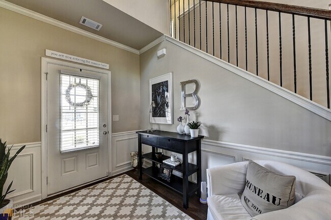 Building Photo - 2245 Black Pebble Cir