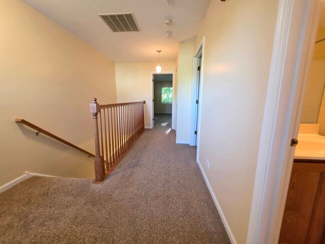 Building Photo - 3045 Kentshire Cir