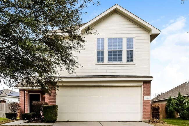 Primary Photo - 1111 Richcrest Dr