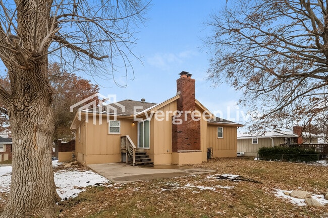 Building Photo - 7509 E 127th St