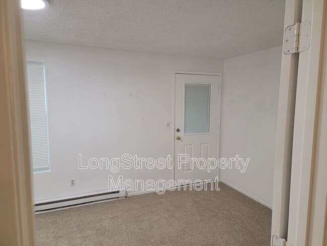 Building Photo - 3151 N Shore Dr SE