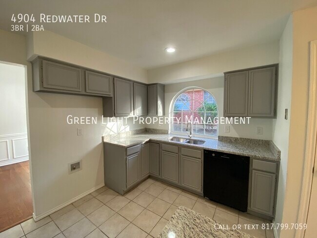 Building Photo - 4904 Redwater Dr