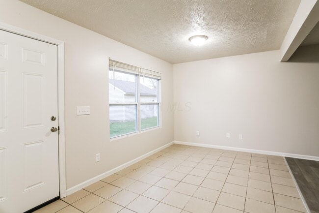 Building Photo - 2670 Patrick Henry Ave