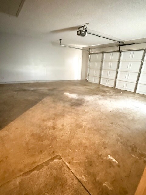 Building Photo - 4877 Gadwall Dr W
