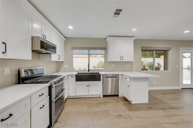 Building Photo - 5504 Tincup Dr