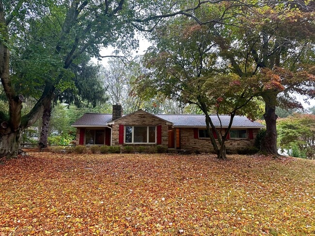 Building Photo - 1 High Acres Dr