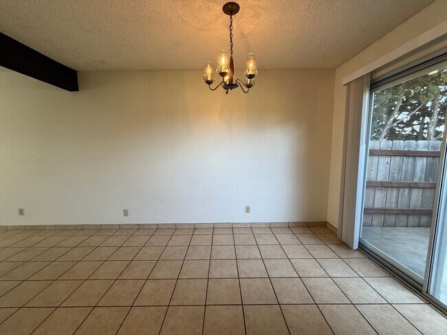 Building Photo - Large Two Story Condo with Two Car Detache...