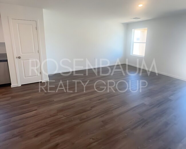 Building Photo - Brand-New Single-Story Home in Mountain Vi...