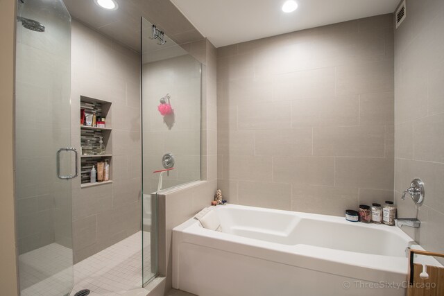 Building Photo - 421 W Huron St