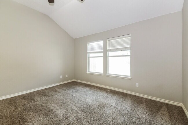 Building Photo - 1515 Warrington Way