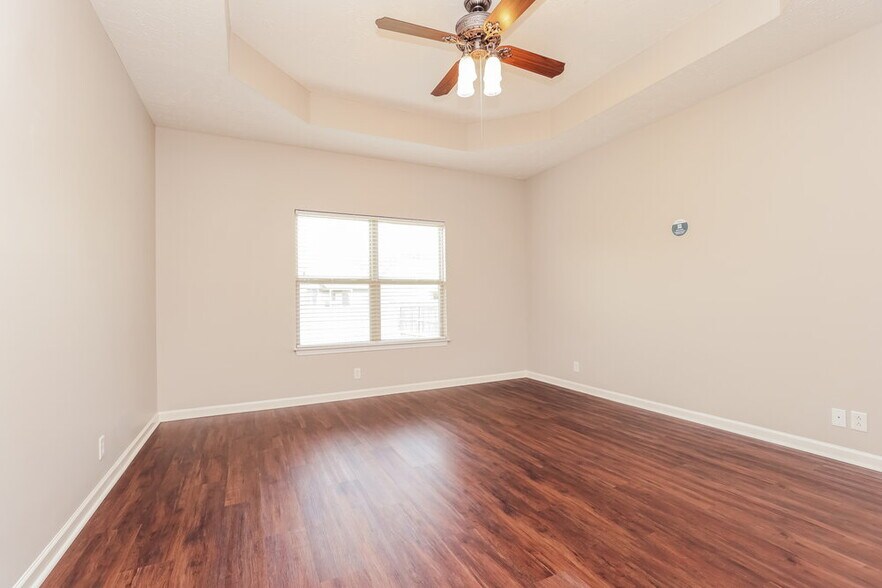 Building Photo - 1513 John Lee Ln