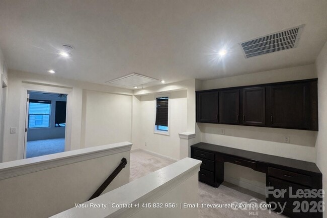 Building Photo - 14503 Knowledge Circle