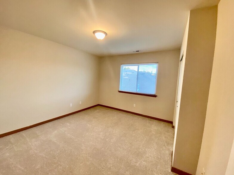 Building Photo - Lynnwood Home