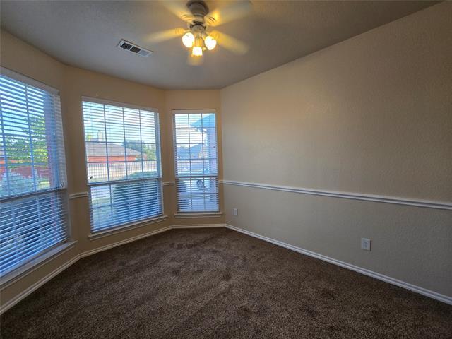 Building Photo - 624 Caravan Dr