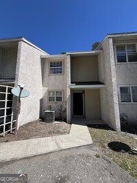 Building Photo - 126 Inlet Reach Cir