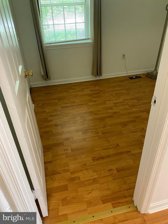 Building Photo - 9717 Whiskey Run