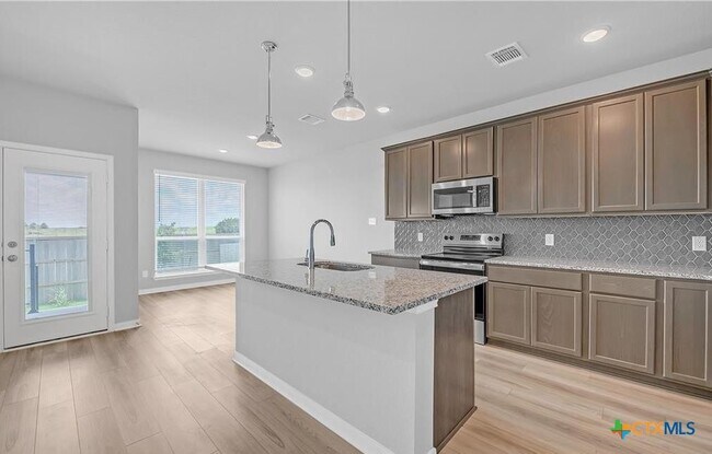Building Photo - 4537 Allison Dr