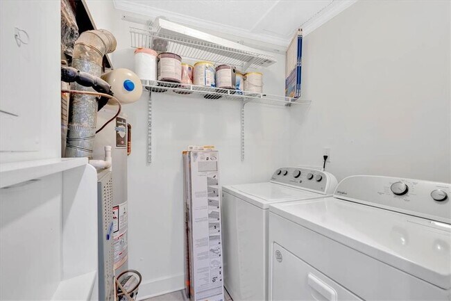 Building Photo - 202 Park Ridge Cir