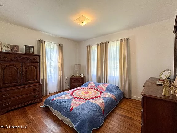 Building Photo - 213 Lindale St