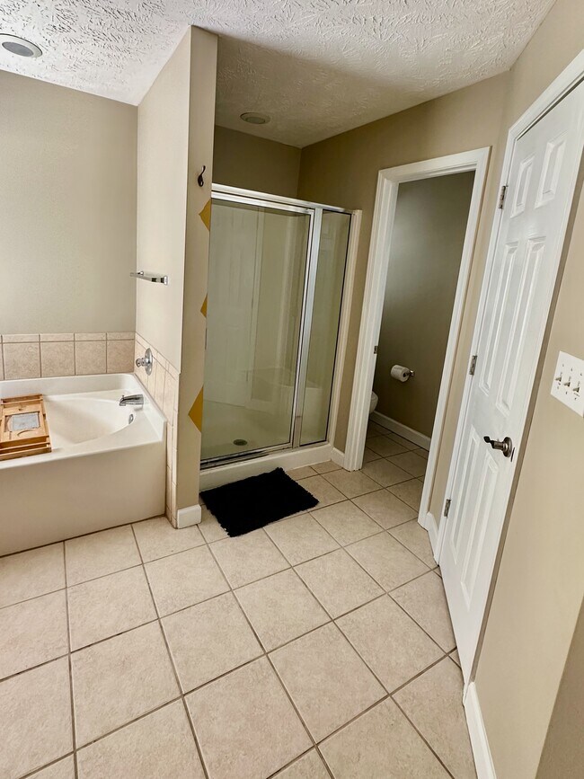 Building Photo - 86 Crystal Spring Dr