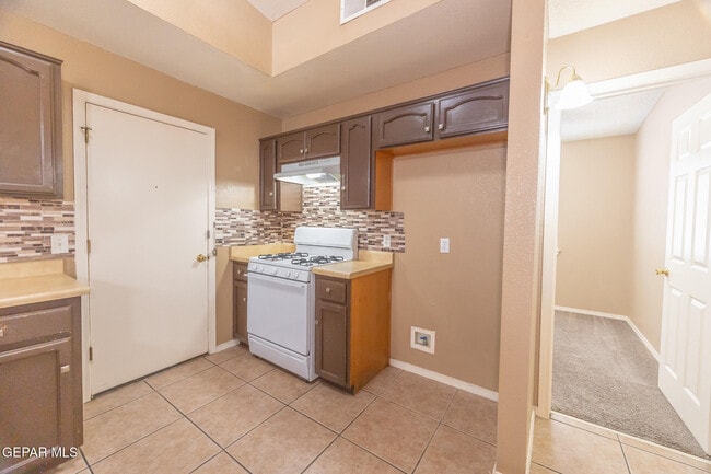 Building Photo - 449 Valle Calido Dr