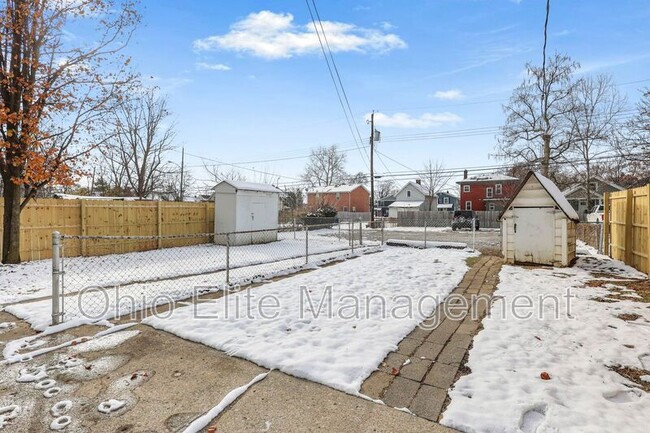 Building Photo - 783 S 18th St