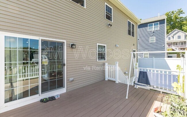 Building Photo - 1 Sourwood Cir